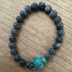 the natural stone turtle Bracelet